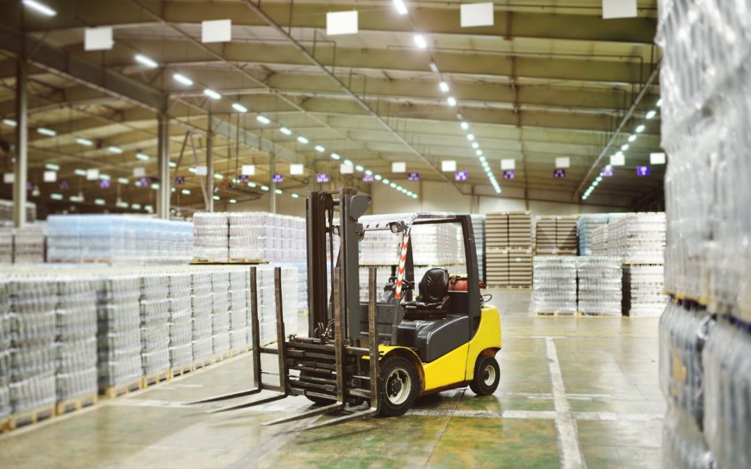 Montacargas ideal para tu negocio: cómo elegir el adecuado